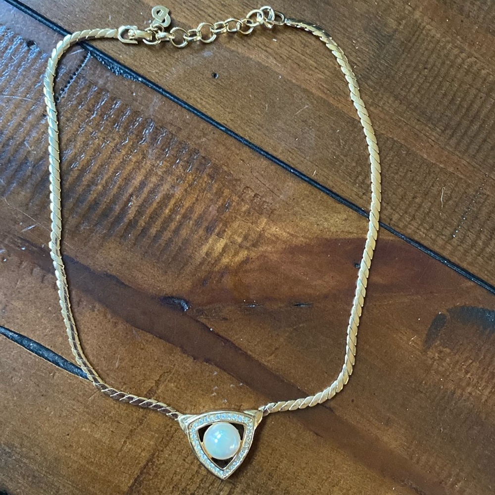 Vintage Christian Dior Gold Tone Pearl and Rhinestone Necklace EUC 16"